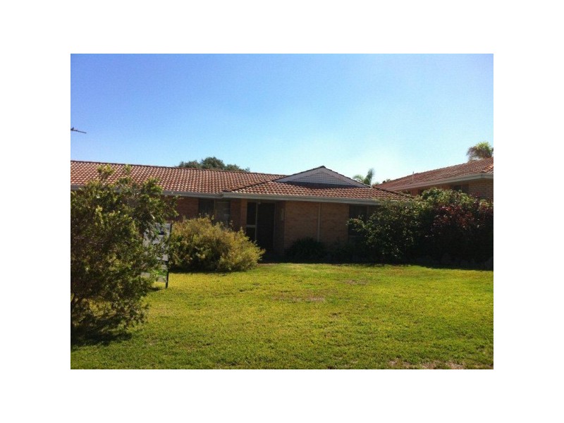 3 Moffatt Place, Tarcoola Beach WA 6530