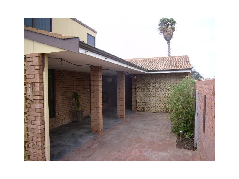 1-3  Sardam Court, Mahomets Flats WA 6530