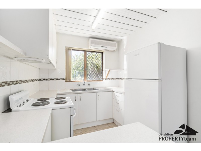 4/125 Railway Street, Bluff Point WA 6530