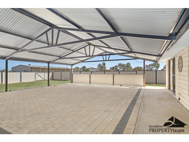 70 Eastlyn Drive, Deepdale WA 6532