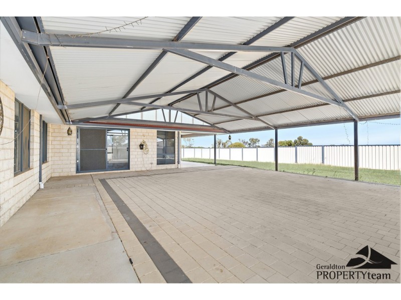 70 Eastlyn Drive, Deepdale WA 6532