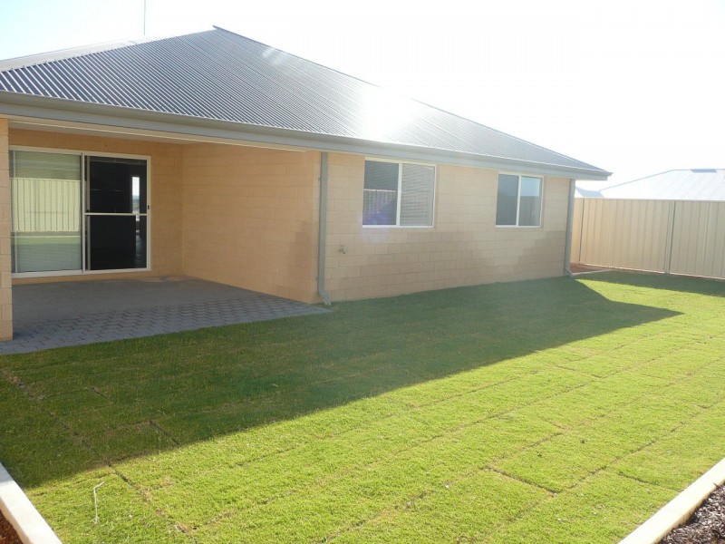 23 Swell Terrace, Glenfield WA 6532