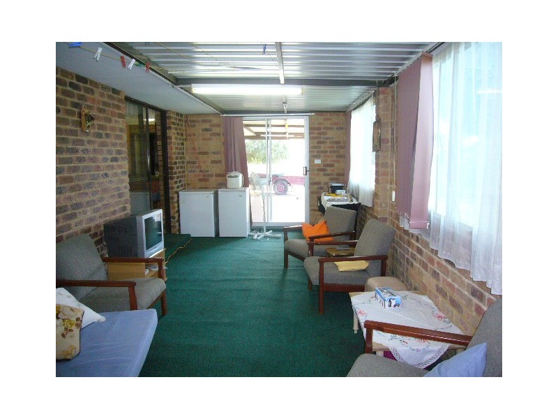 15 Solomon Circle, Karloo WA 6530