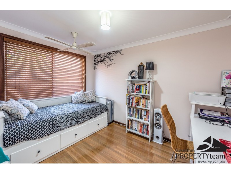 8 Amalda Place, Sunset Beach WA 6530