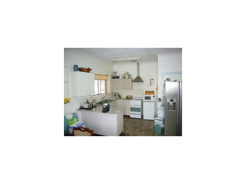 425 Chapman Road, Bluff Point WA 6530