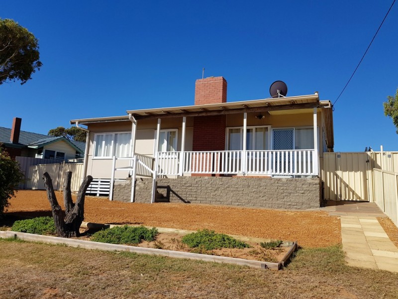 333 Banksia, Rangeway WA 6530