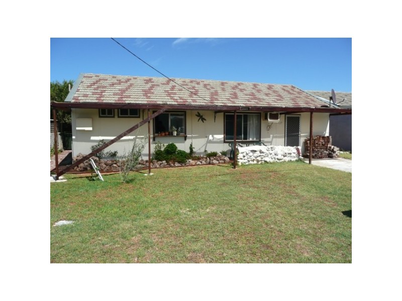 27 Bosuns Cres, West End WA 6530