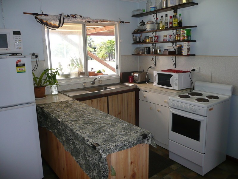 27 Bosuns Cres, West End WA 6530