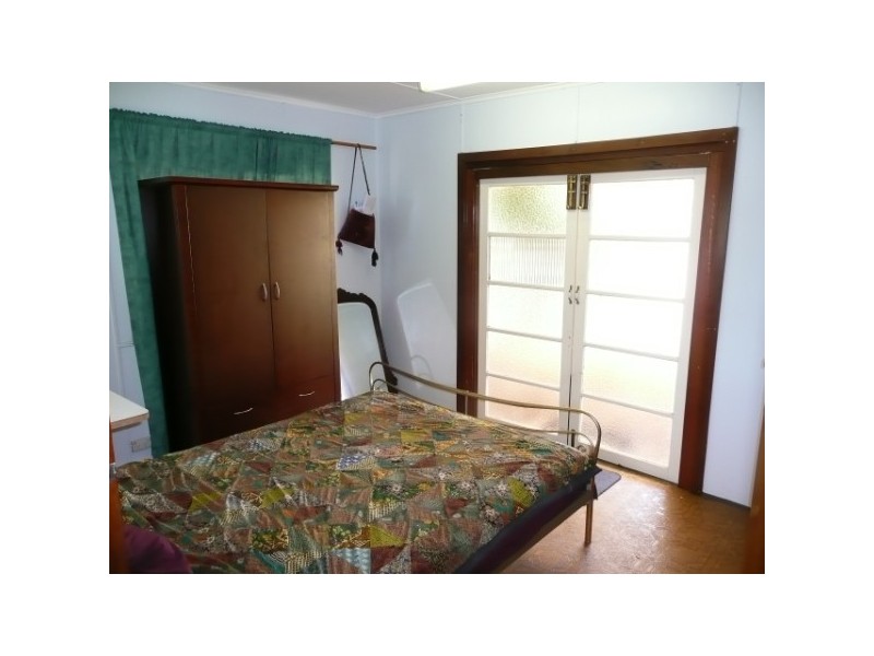 27 Bosuns Cres, West End WA 6530