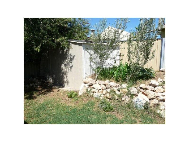 27 Bosuns Cres, West End WA 6530