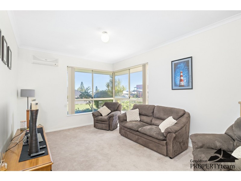 10 Columbus Boulevard, Wandina WA 6530