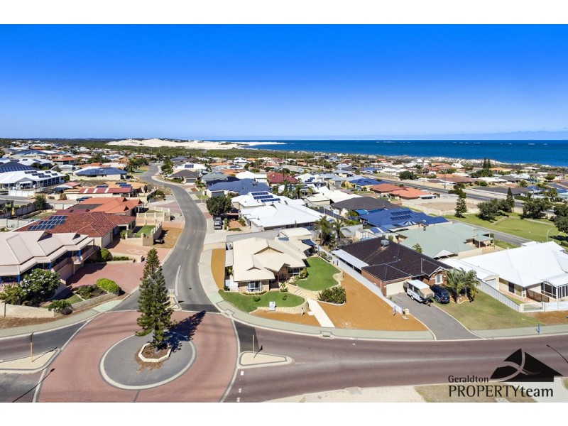 10 Columbus Boulevard, Wandina WA 6530