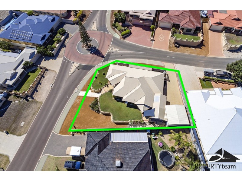 10 Columbus Boulevard, Wandina WA 6530