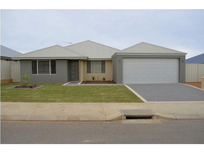 12 Beachcomber Hill, Glenfield WA 6532