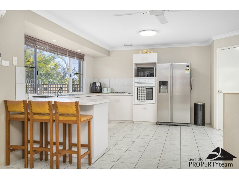 18 Falmouth Close, Tarcoola Beach WA 6530