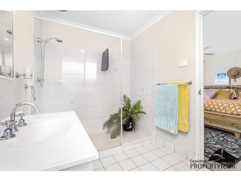 18 Falmouth Close, Tarcoola Beach WA 6530