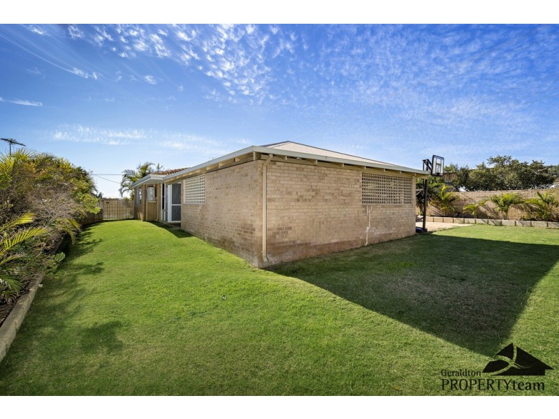 18 Falmouth Close, Tarcoola Beach WA 6530