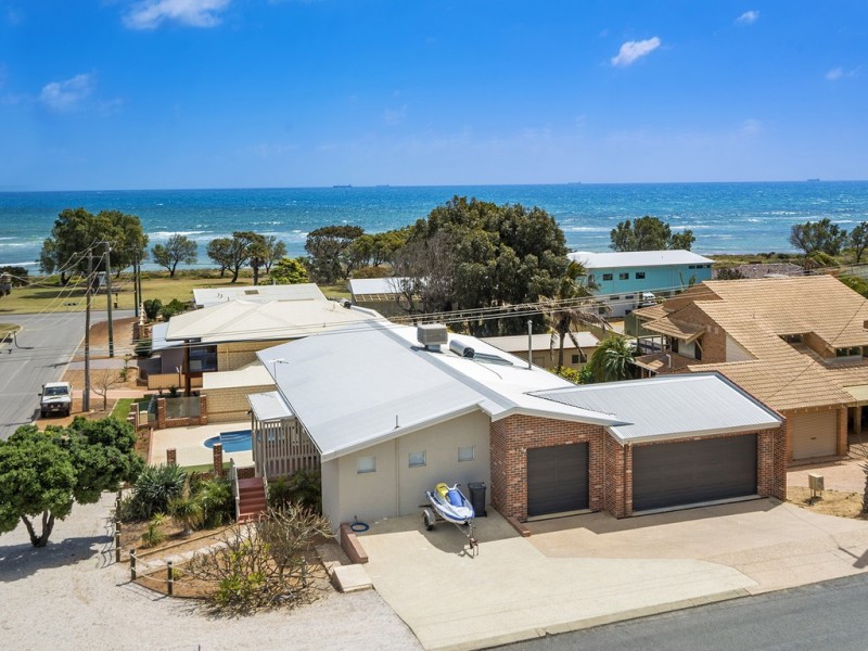 5 Hungerford Street, Bluff Point WA 6530