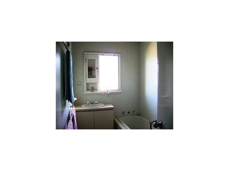 1 Whitfield Street, BEACHLANDS, Geraldton WA 6530