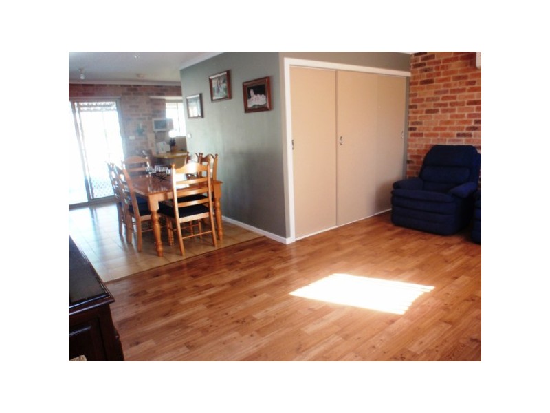 7 Lowan Court, Waggrakine WA 6530