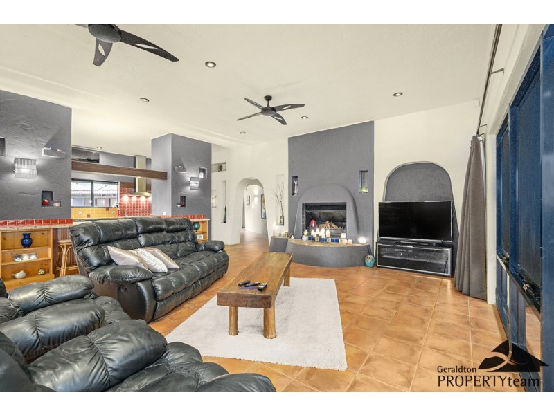 129 Whitehill Road, Drummond Cove WA 6532