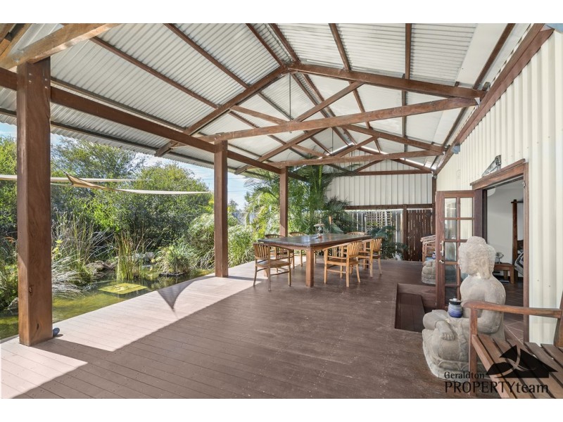 6 Peppin Place, Deepdale WA 6532