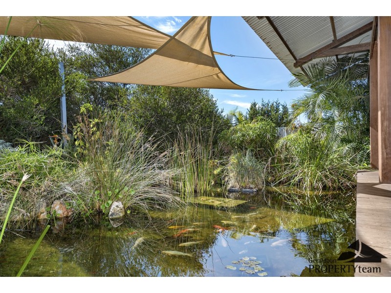 6 Peppin Place, Deepdale WA 6532