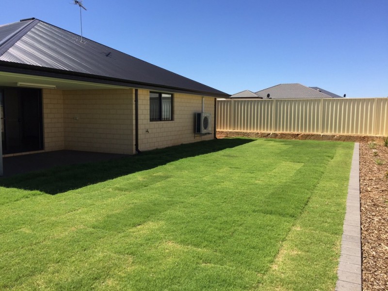 16 Lugger Outlook, Glenfield WA 6532