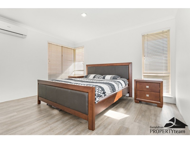 14 Endeavour Drive, Wandina WA 6530