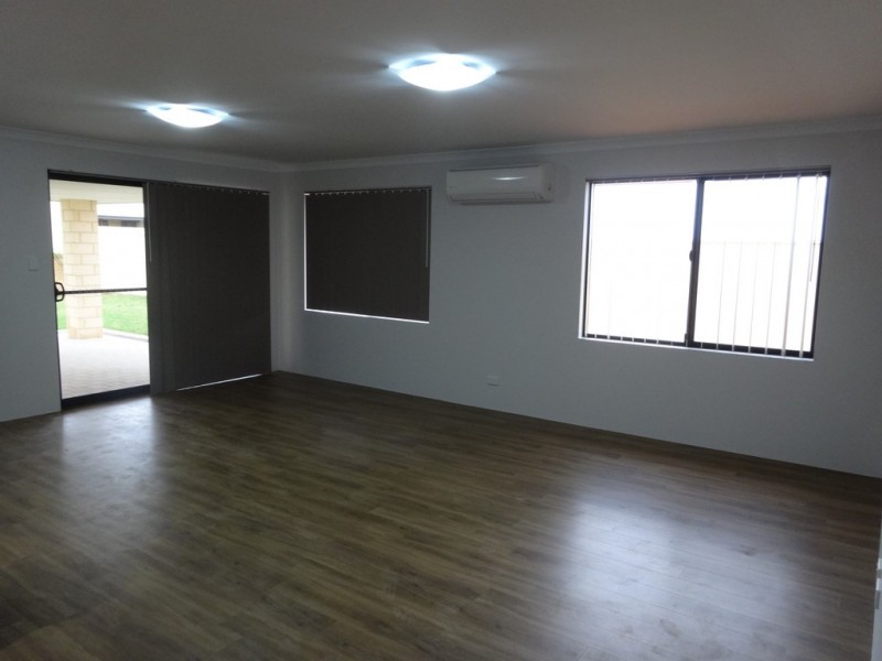 11 Colarmi Brace, Wandina WA 6530