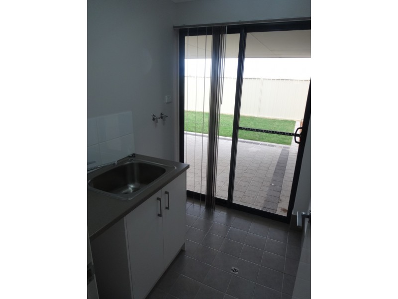 11 Colarmi Brace, Wandina WA 6530