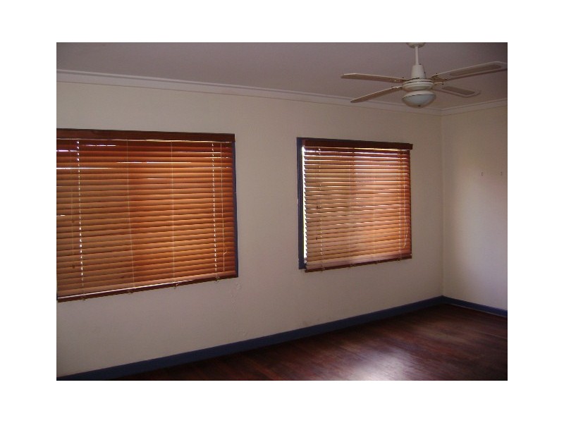 11 Jarrah Street, Tarcoola Beach WA 6530