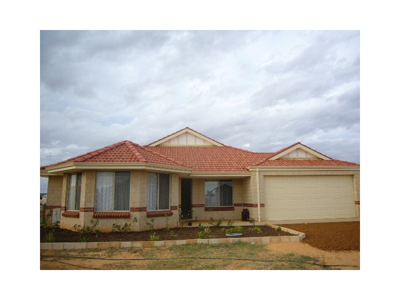 5 Leicester Close, Deepdale WA 6532