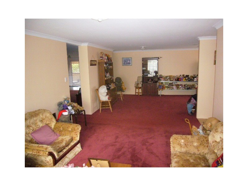 5 Leicester Close, Deepdale WA 6532