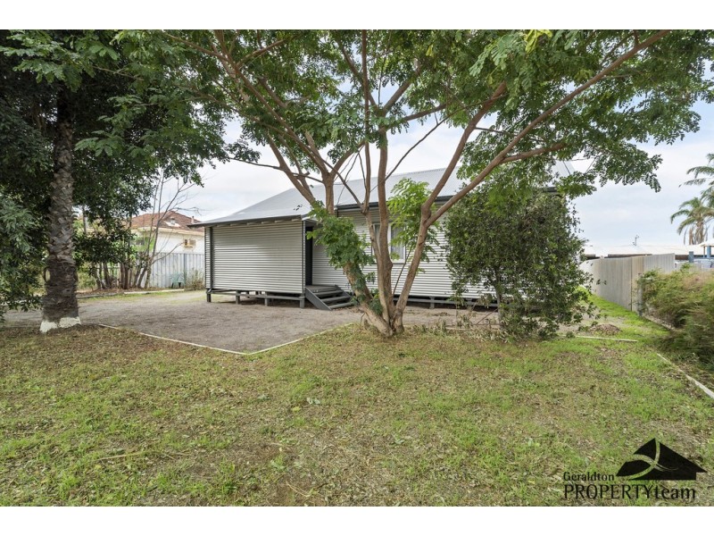 5 Cleopatra Road, Utakarra WA 6530