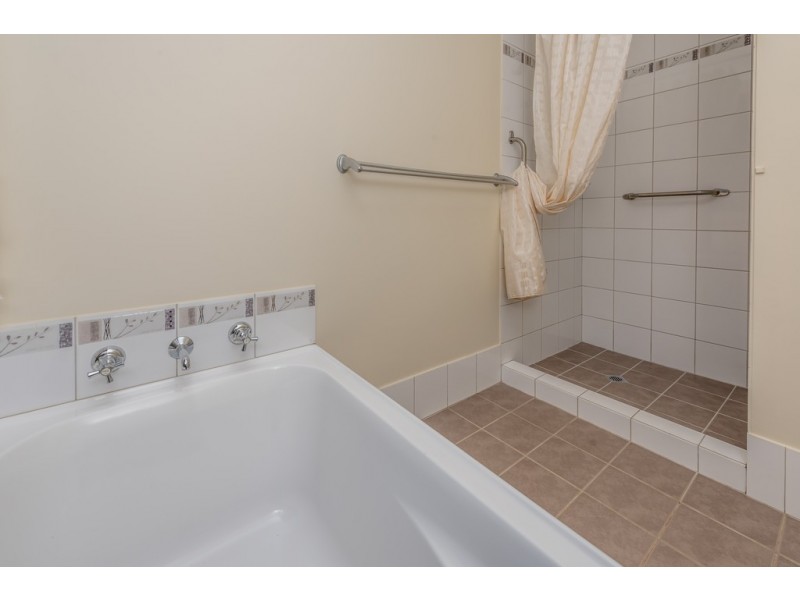 4 Daisy Court, Strathalbyn WA 6530