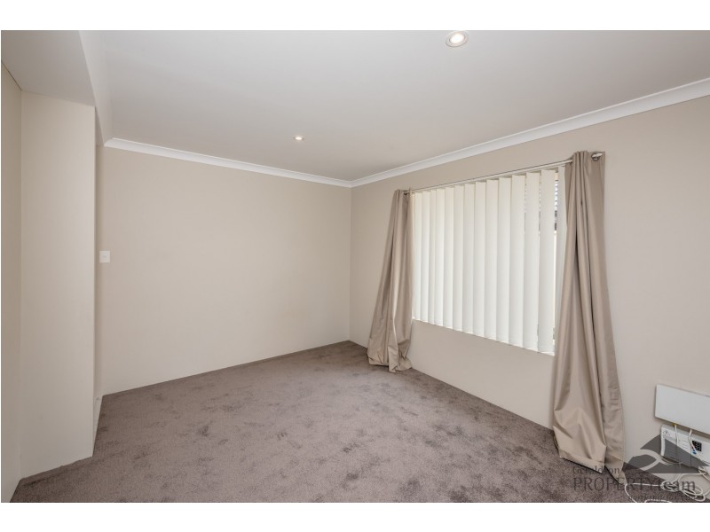 2 Staddon Lane, Beachlands WA 6530