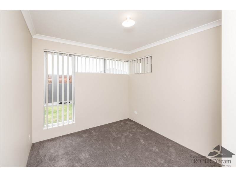 2 Staddon Lane, Beachlands WA 6530