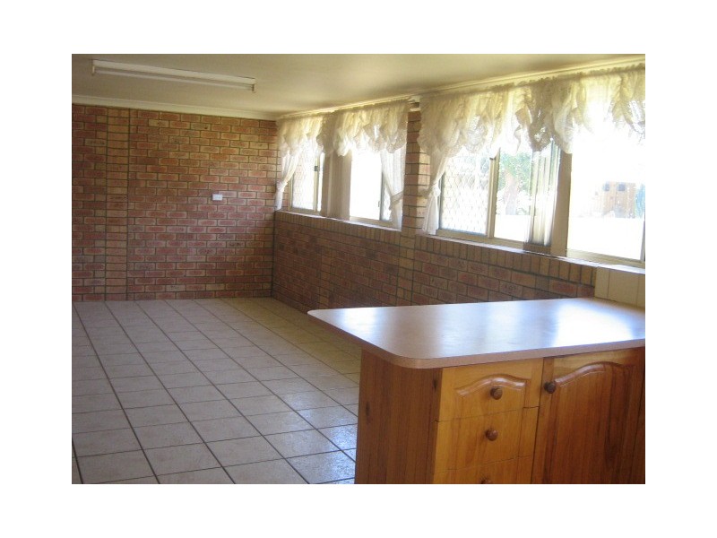 102 Kenny Crescent, RANGEWAY, Geraldton WA 6530