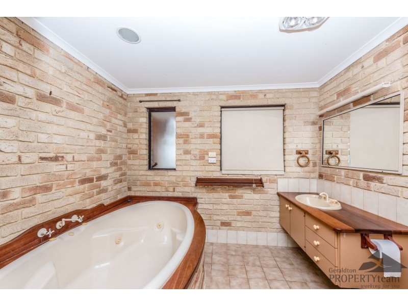 55 Volute Street, Sunset Beach WA 6530