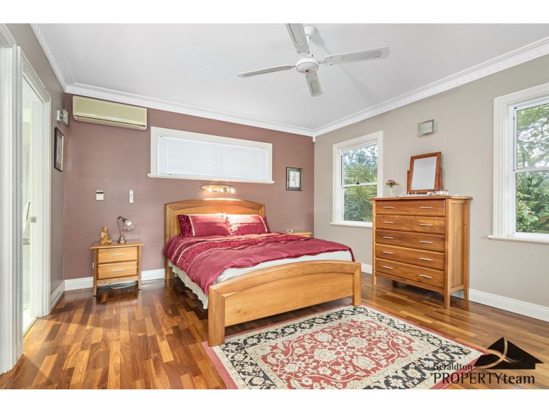 4 Grant Street, Beachlands WA 6530