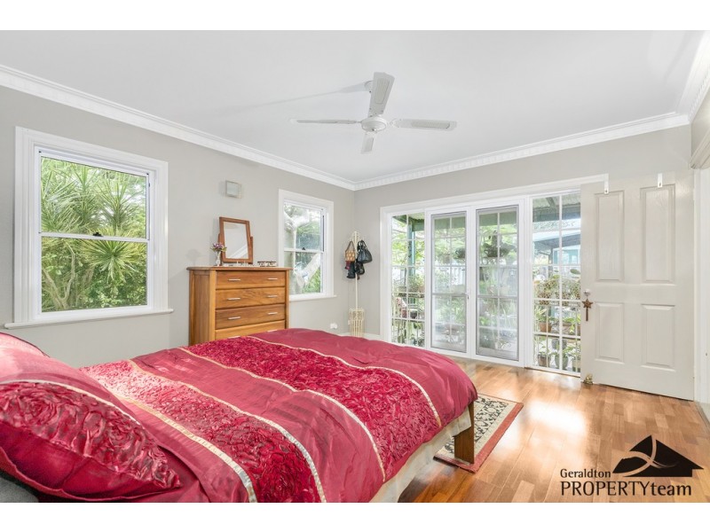 4 Grant Street, Beachlands WA 6530