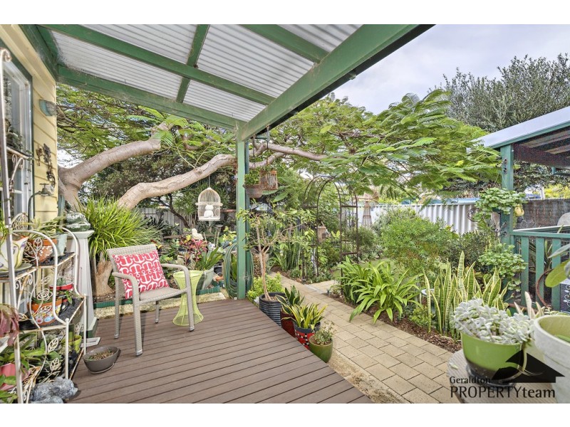 4 Grant Street, Beachlands WA 6530