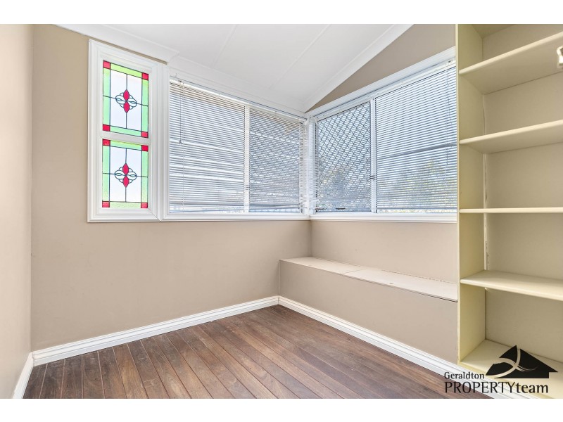 41 Whitfield Street, Beachlands WA 6530