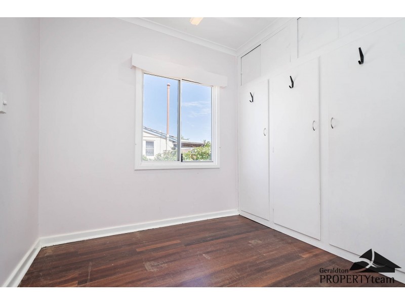 41 Whitfield Street, Beachlands WA 6530