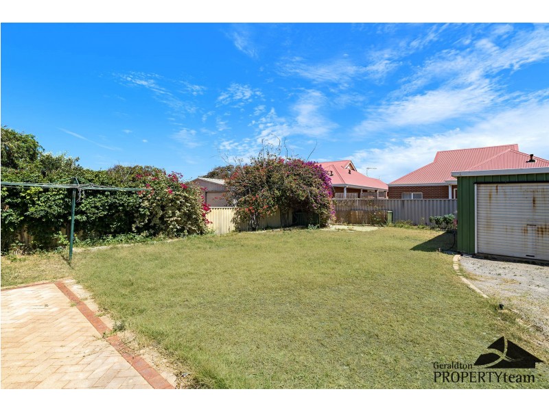 41 Whitfield Street, Beachlands WA 6530