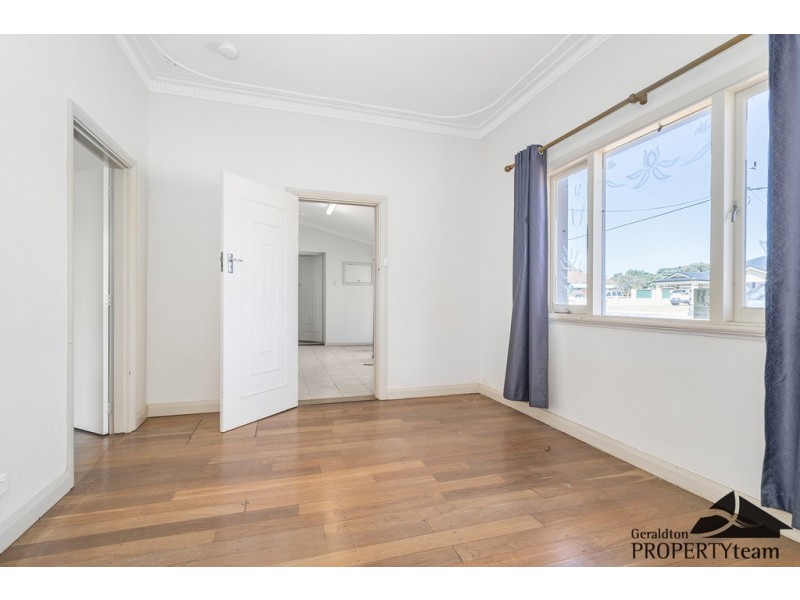 213 Fifth Street, Wonthella WA 6530