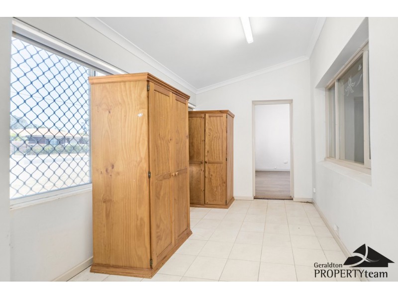 213 Fifth Street, Wonthella WA 6530