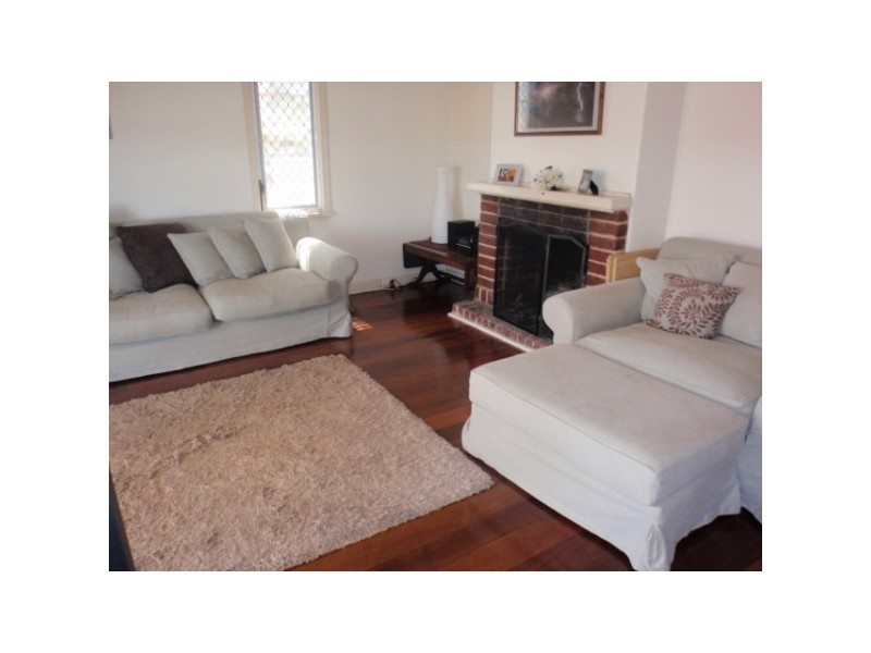 6 Stroud Street, BEACHLANDS, Geraldton WA 6530