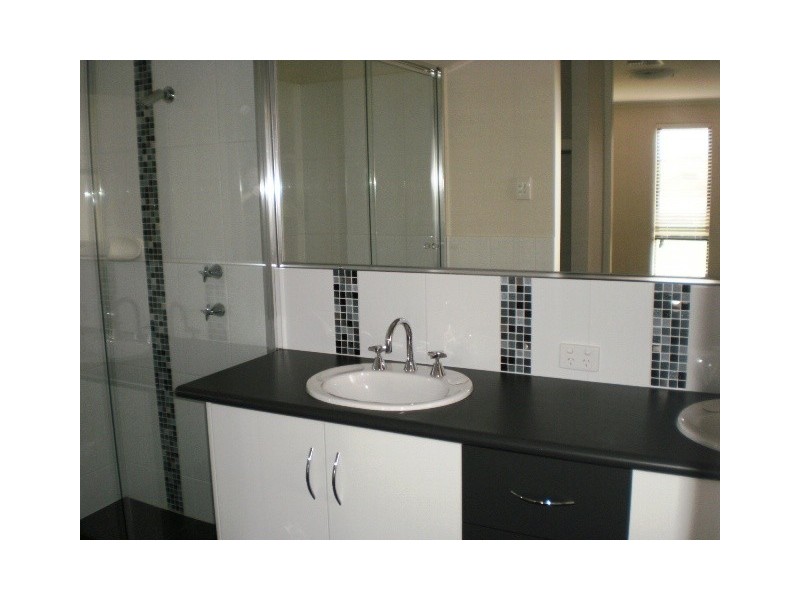 140 Glenfield Beach Road, Glenfield WA 6532